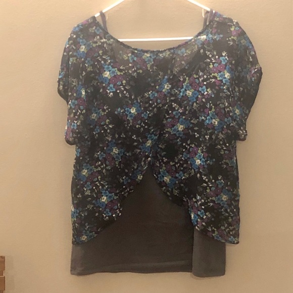 Floral open-backed top - Picture 4 of 5